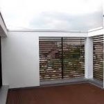 グレーチングバルコニーのデメリットと建ぺい率や建築面積の注意点 価格や雨対策についても リフォームアンサー